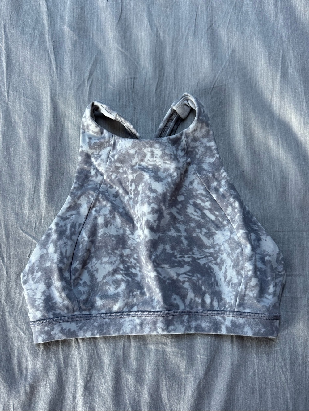 Lululemon Free to Be Serene Bra HighNeck